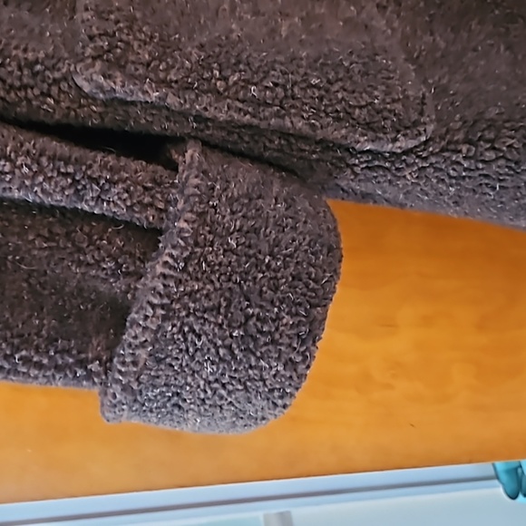 Dark brown coat - Picture 5 of 5